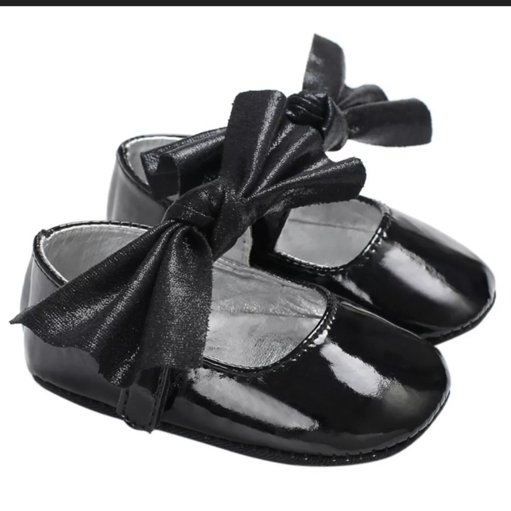 Baby Girl’s Faux Leather Black Bowknot Dress Shoe